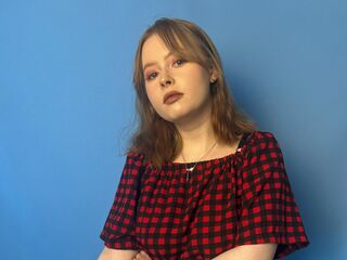 DarlenTrueno's Model Profile Image