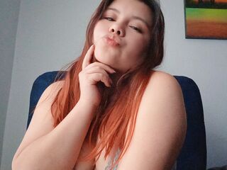LucyPetit's Private chat Profile Image