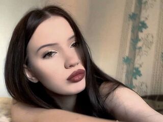 MadelineMendes's Free Profile Image